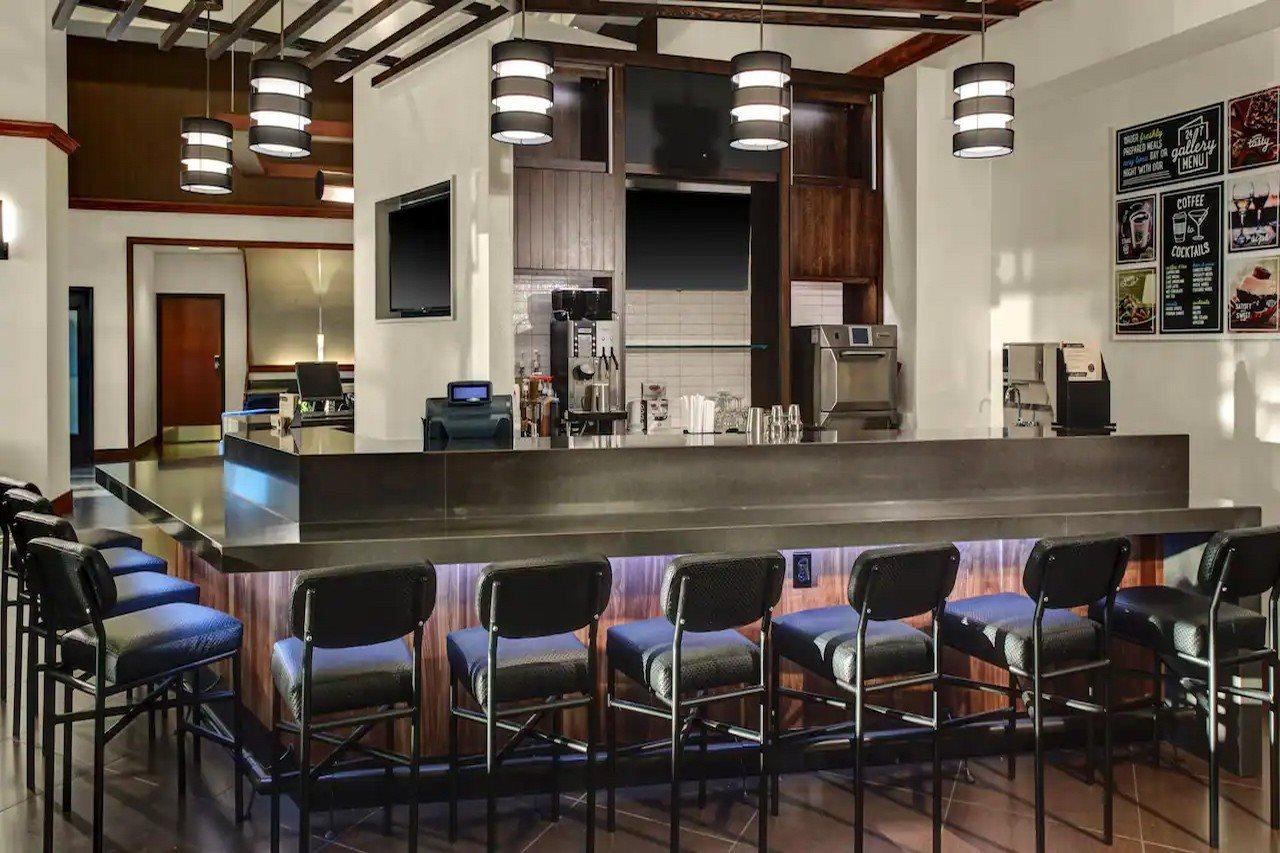 אורורה Hyatt Place Denver Airport מראה חיצוני תמונה