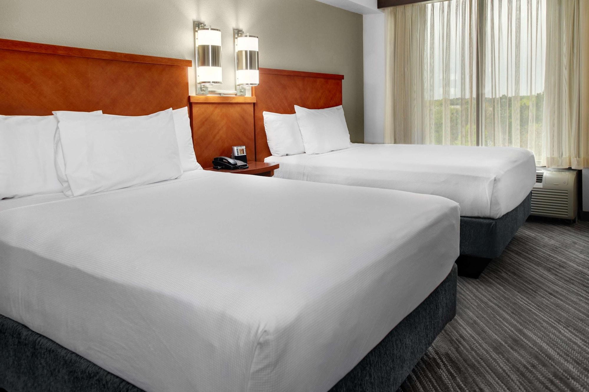 אורורה Hyatt Place Denver Airport מראה חיצוני תמונה